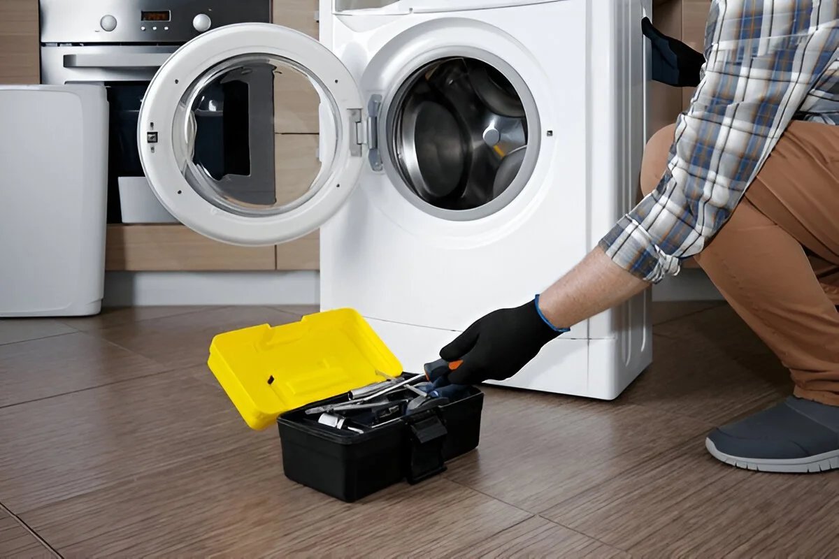 Samsung appliance repair technician working